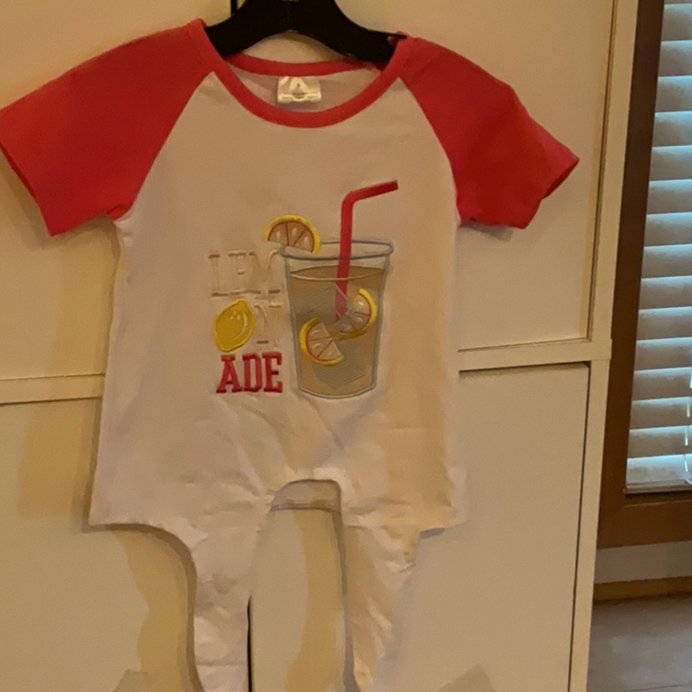 Honeydew brand – lemonade tee – new